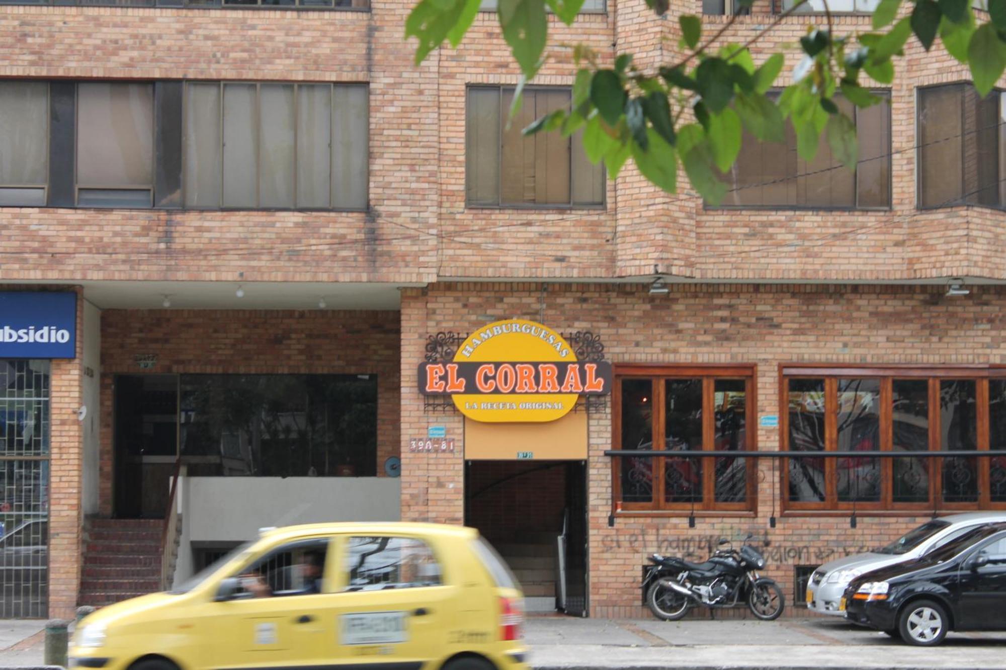 Hoteles Bogota Inn Park Way Exterior photo